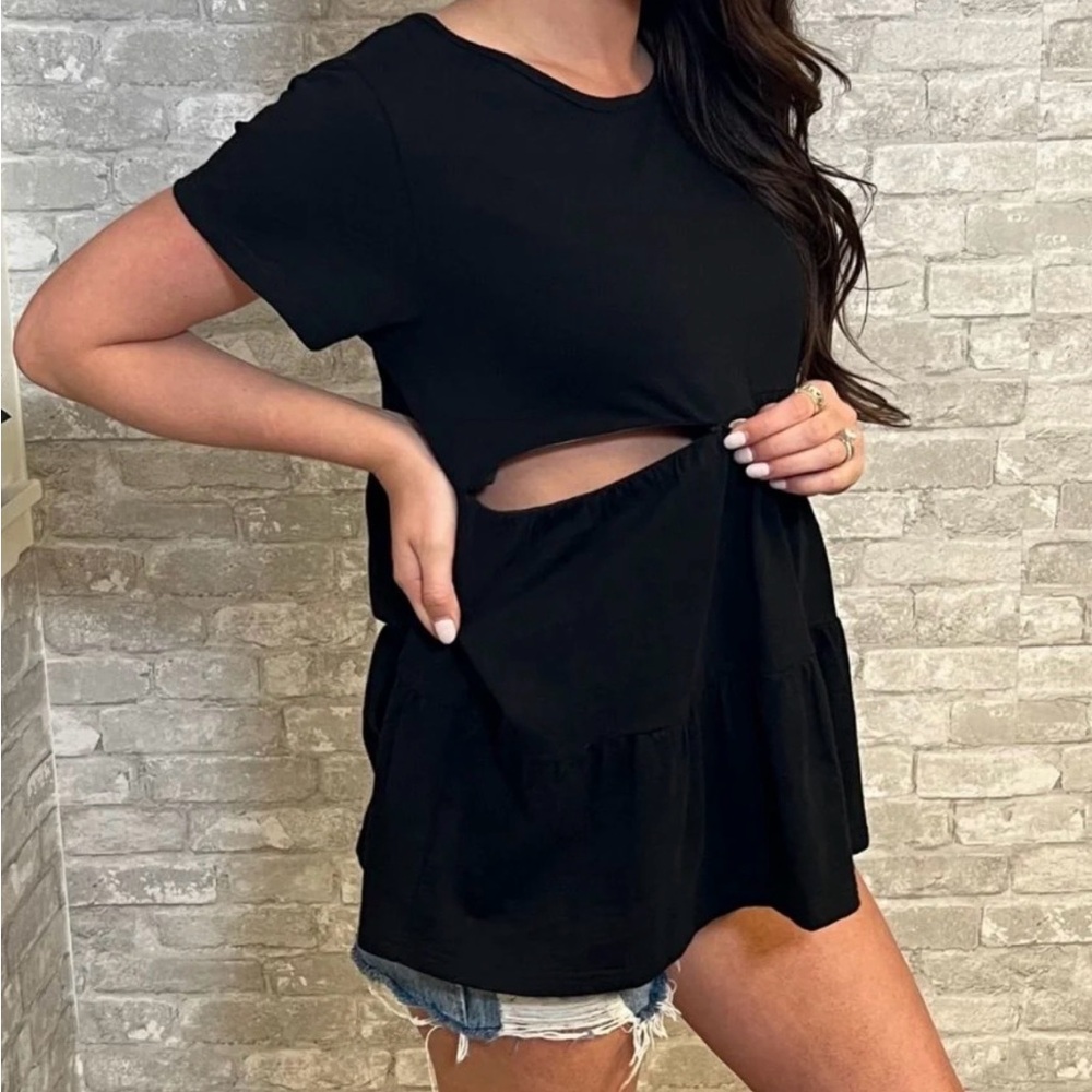 Nursing queen ruffle top - Black